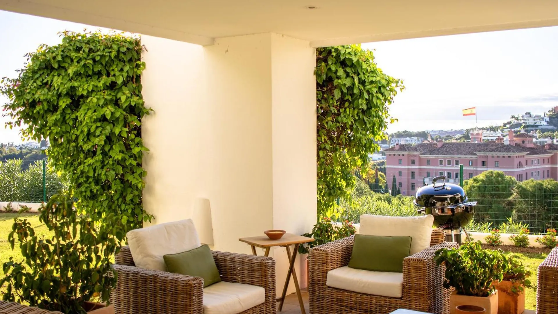 Bajo Moderno Con Estilo Boho Apartment Estepona Spain